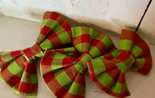 Load image into Gallery viewer, Bow/Bowtie for Dog Collar